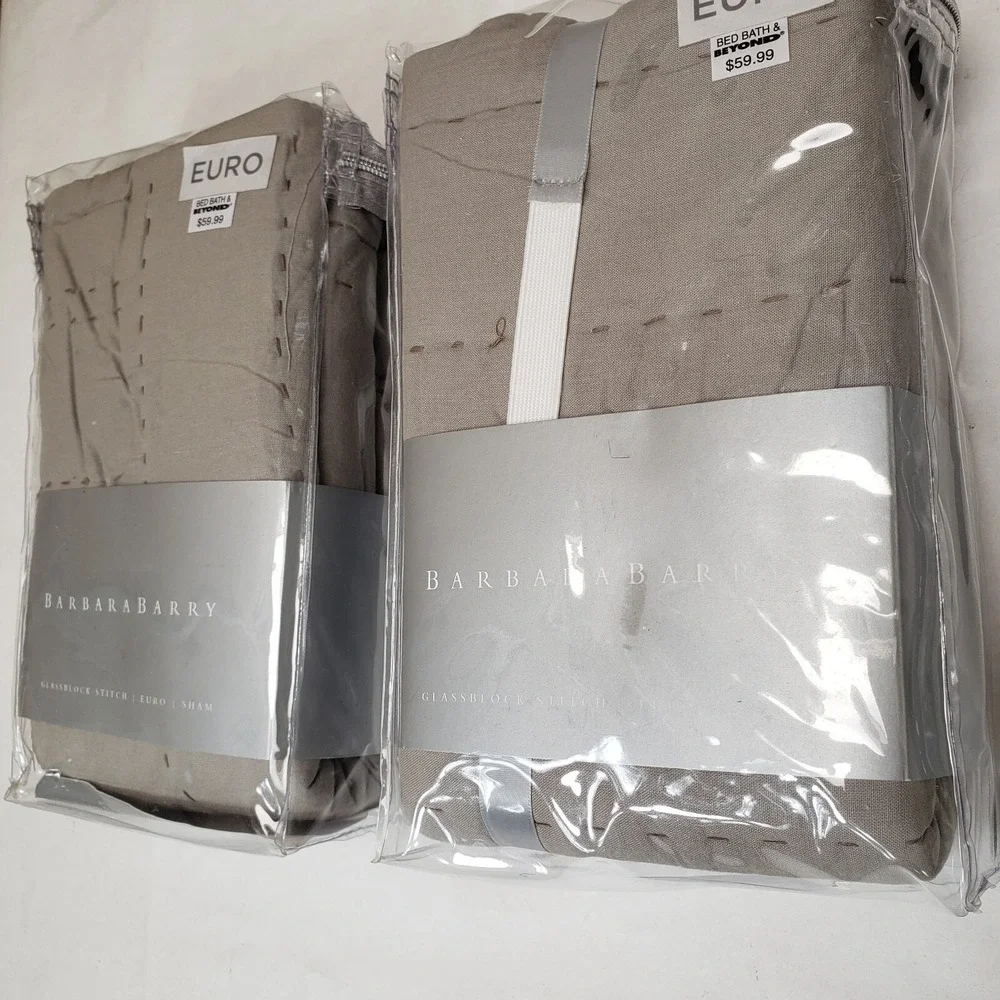 2 X NEW Palais Royale‎ Hotel Collection Sham  20